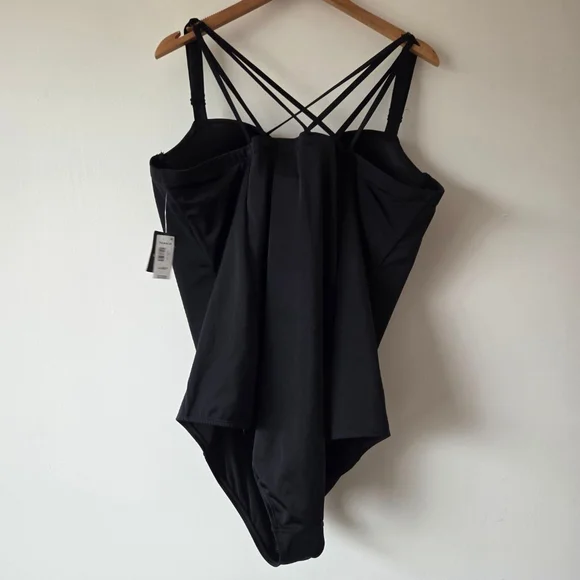 NWT Torrid 4X Black Slim Fix Underwire Strappy Back One Piece Swimsuit Slimming - Picture 5 of 12
